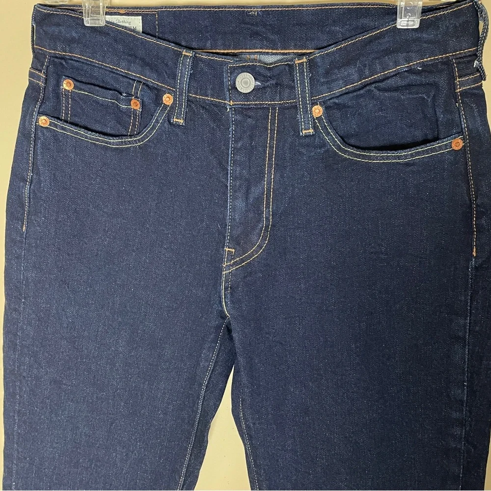 Levis these levi